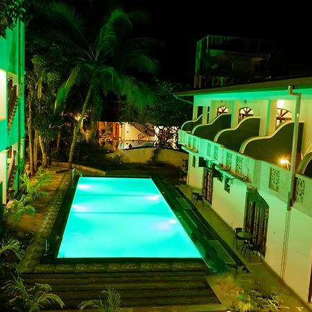 Prince Beach Hotel Bentota Exterior photo