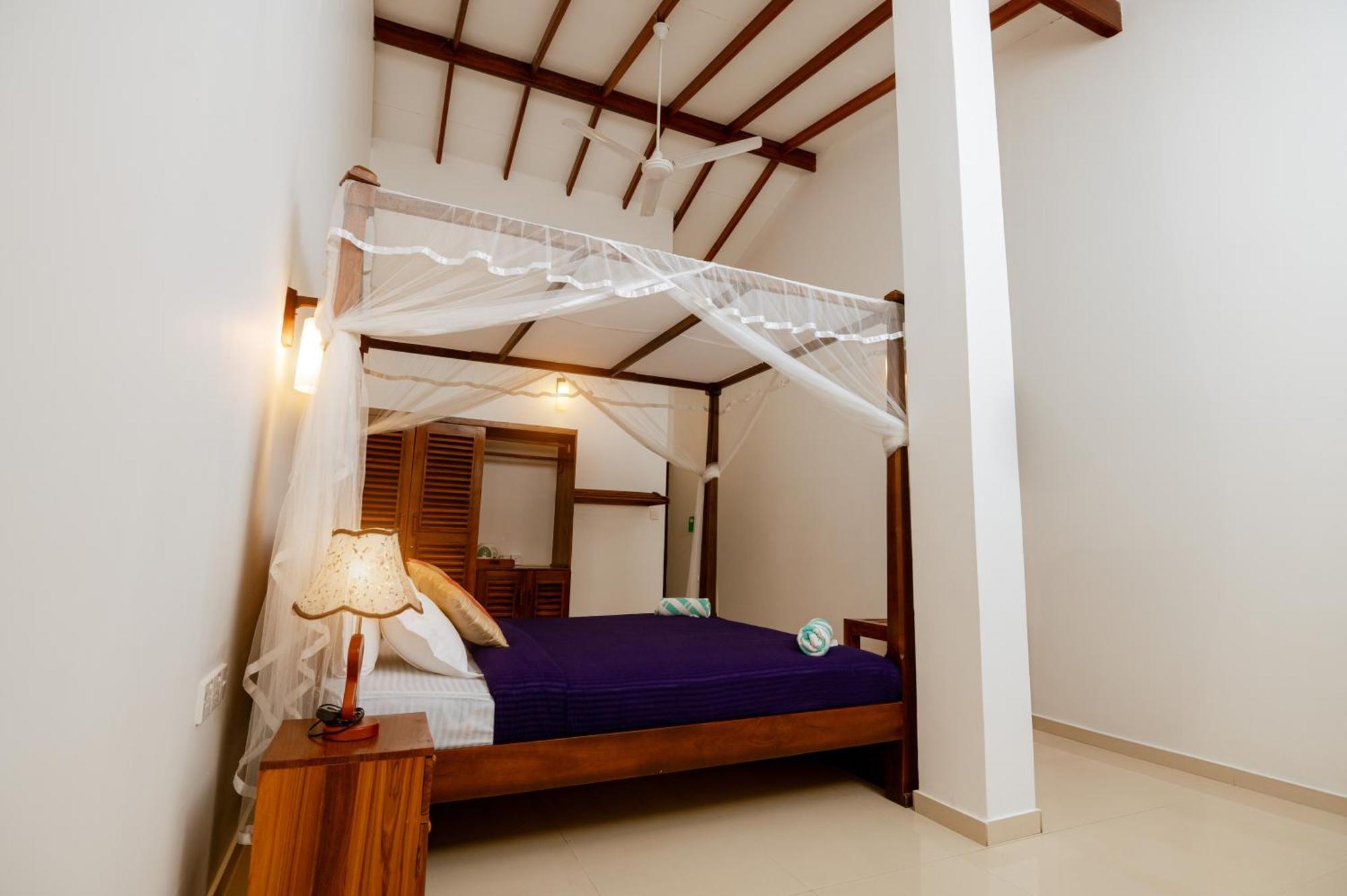 Prince Beach Hotel Bentota Exterior photo