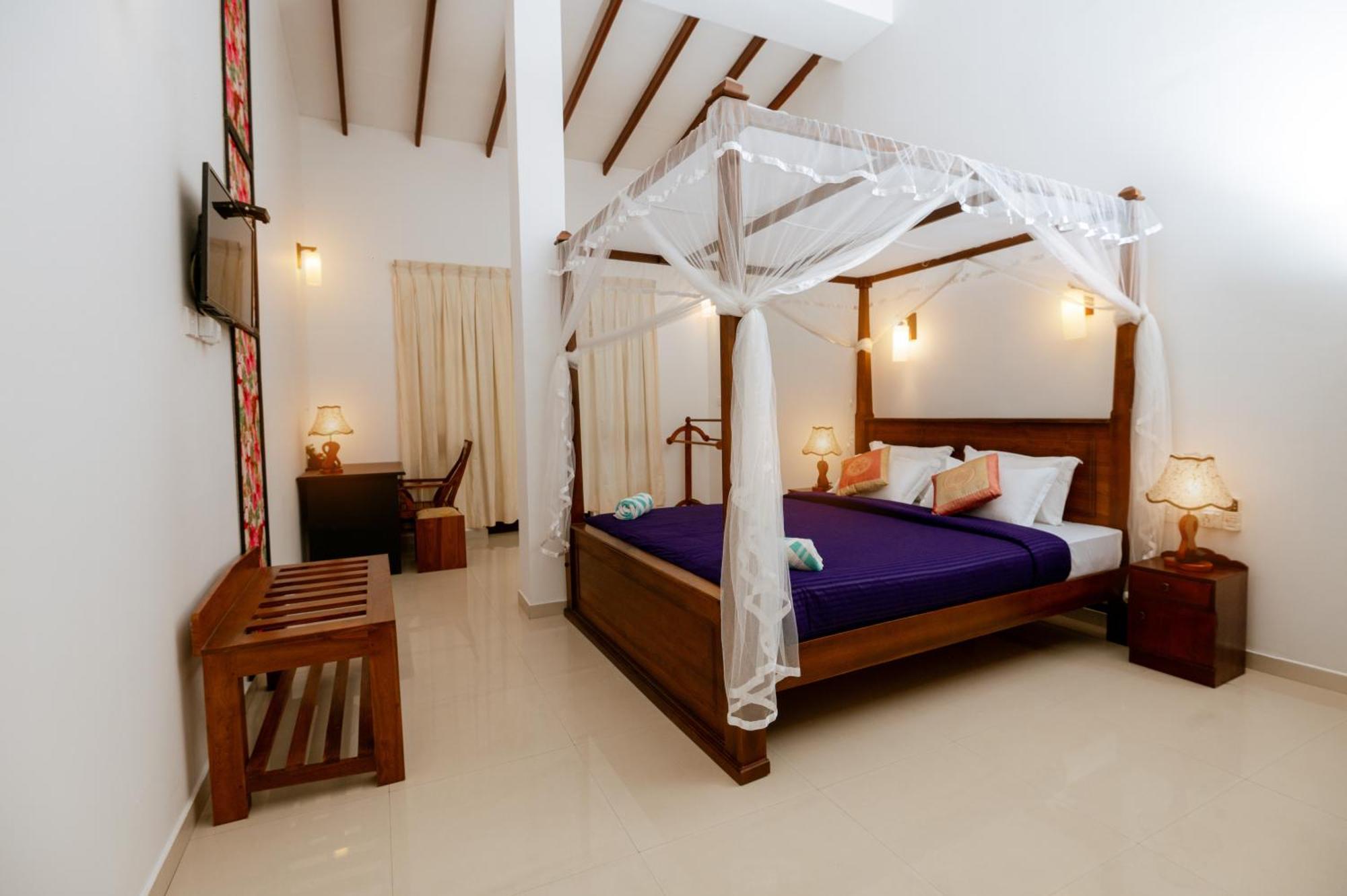 Prince Beach Hotel Bentota Exterior photo